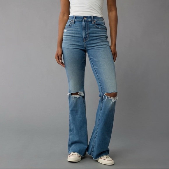 American Eagle Outfitters Denim - AMERICAN EAGLE High Rise Artist Flare Jeans Distressed Knees, Size 8